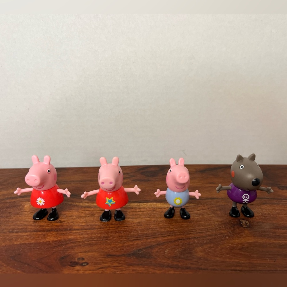 Peppa Pig, George Pig, and Danny Dog Figures- Lot of 4